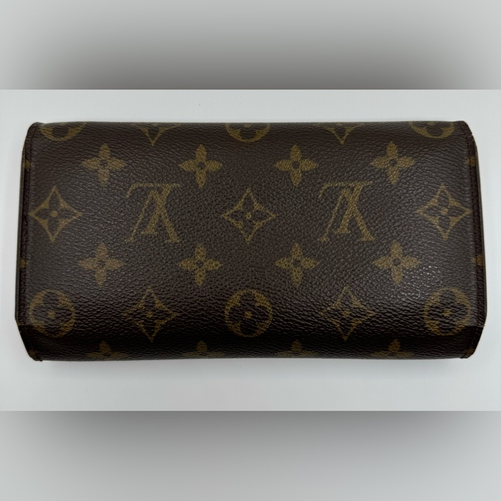 LV Monogram Snap Wallet - Picture 2 of 9